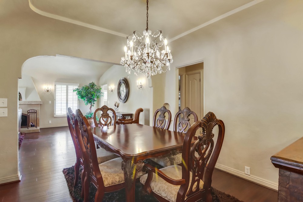 Virtual tour photo 18 of 74 for 3230 Curtis St