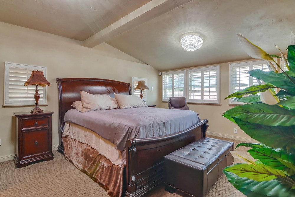 Virtual tour photo 30 of 74 for 3230 Curtis St