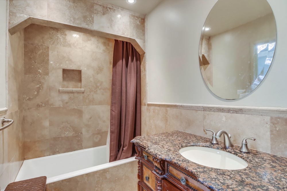 Virtual tour photo 35 of 74 for 3230 Curtis St