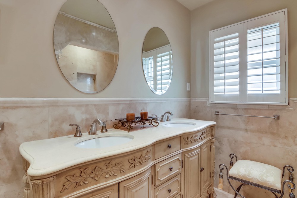 Virtual tour photo 40 of 74 for 3230 Curtis St