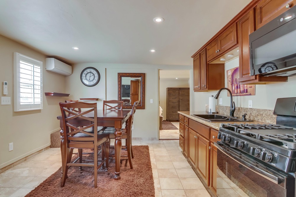 Virtual tour photo 57 of 74 for 3230 Curtis St