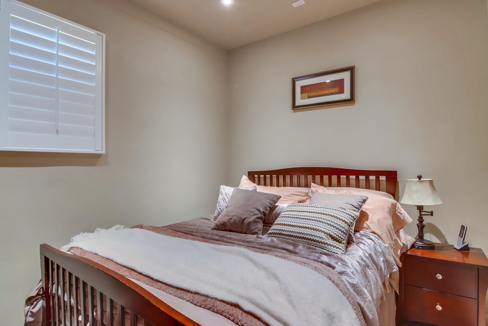 Virtual tour photo 64 of 74 for 3230 Curtis St