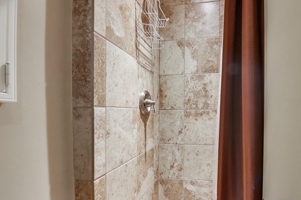 Virtual tour photo 66 of 74 for 3230 Curtis St
