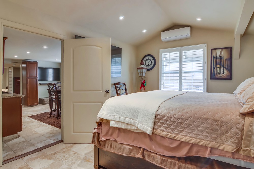 Virtual tour photo 68 of 74 for 3230 Curtis St