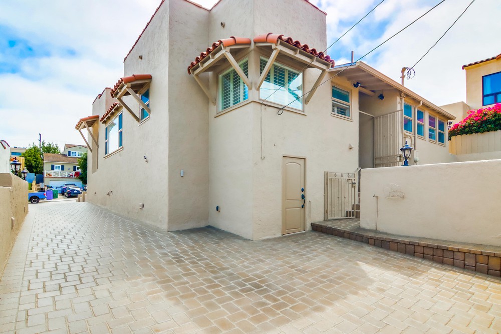 Virtual tour photo 75 of 74 for 3230 Curtis St