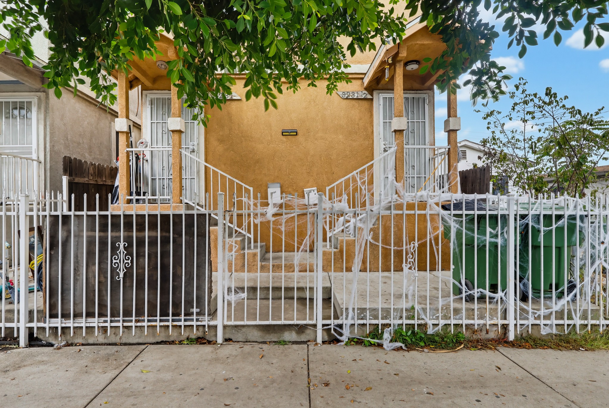 Virtual tour photo 1 of 49 for 3231 E Cesar E Chavez Ave