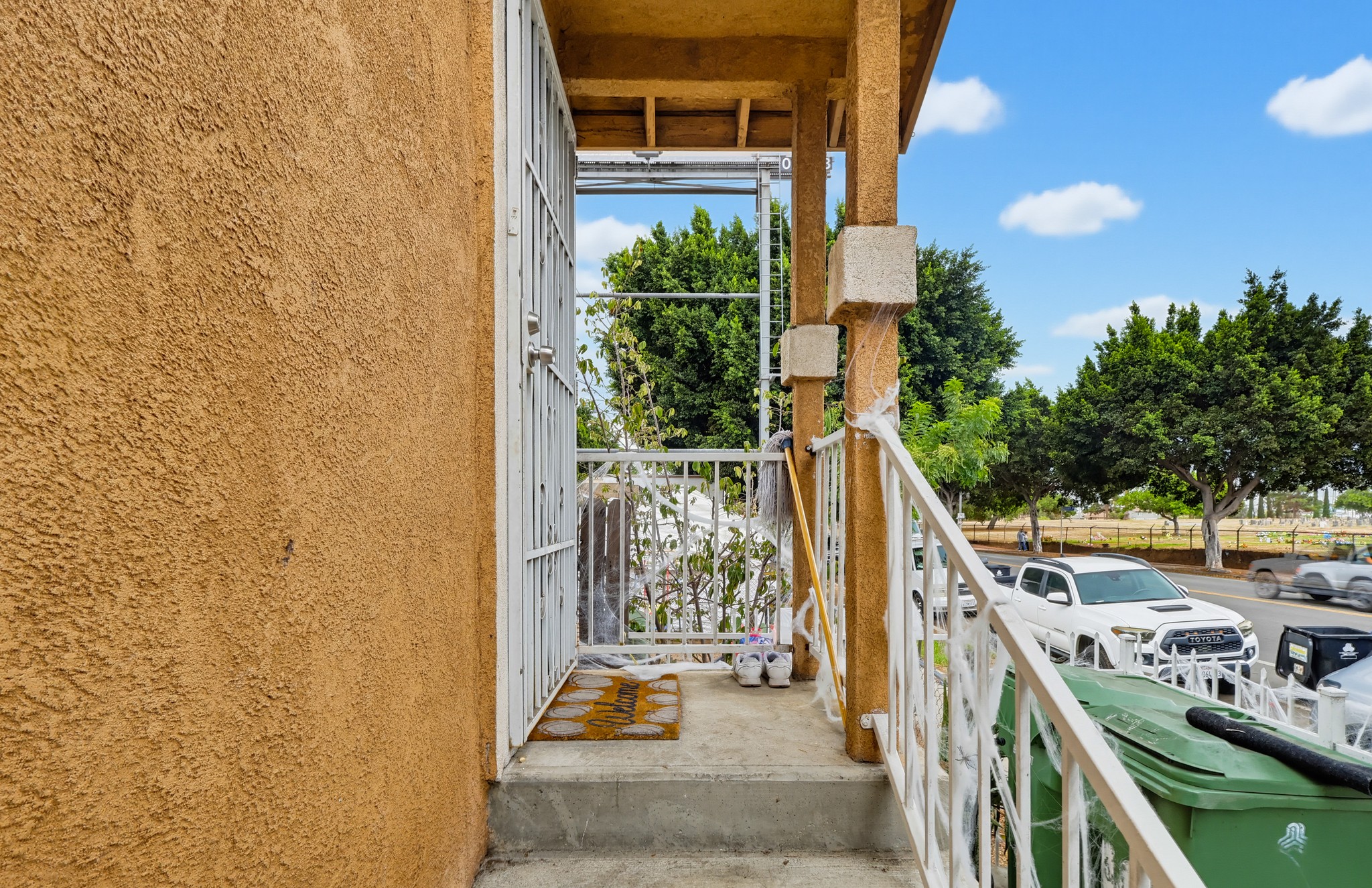 Virtual tour photo 7 of 49 for 3231 E Cesar E Chavez Ave