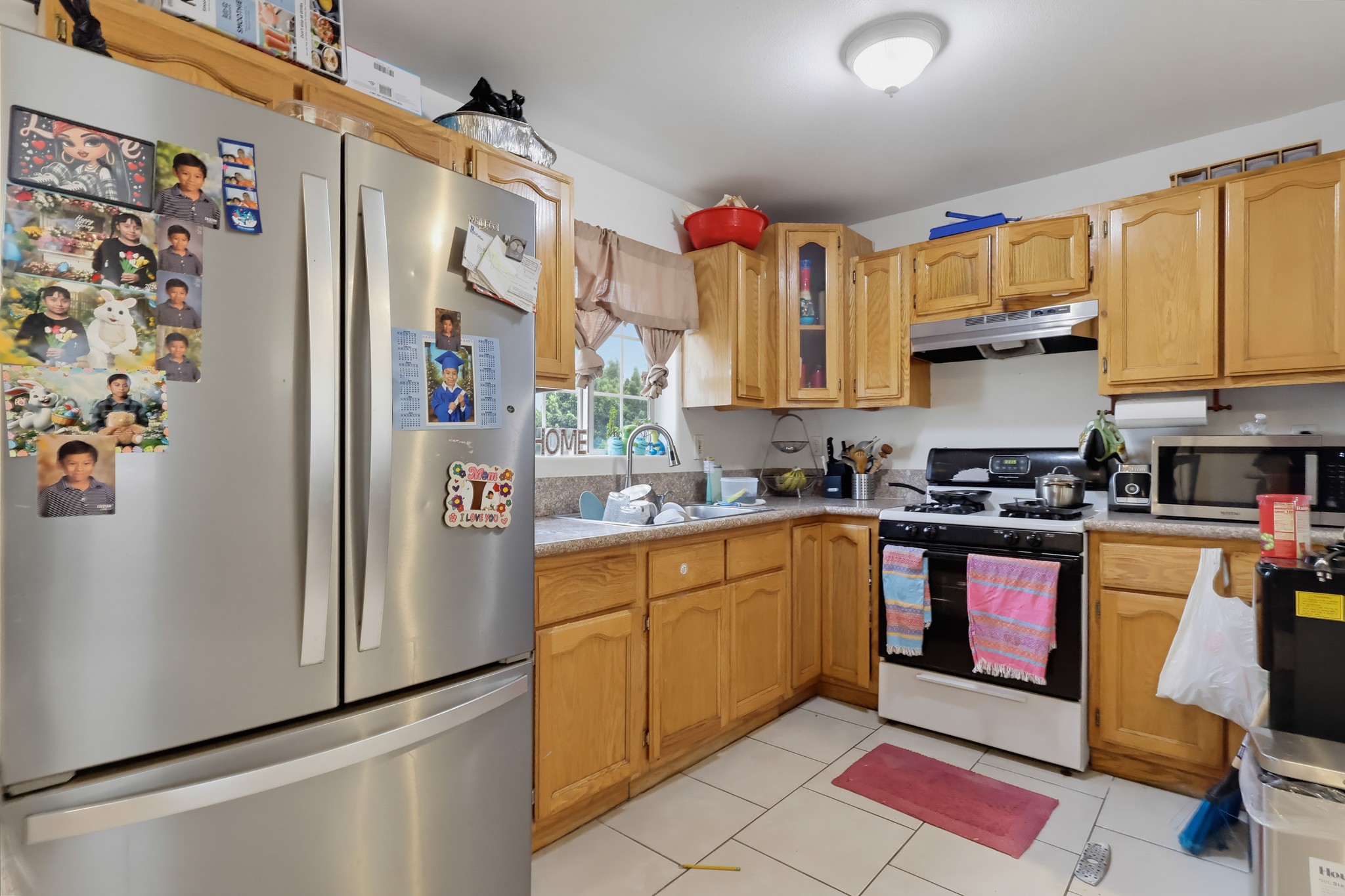 Virtual tour photo 23 of 49 for 3231 E Cesar E Chavez Ave