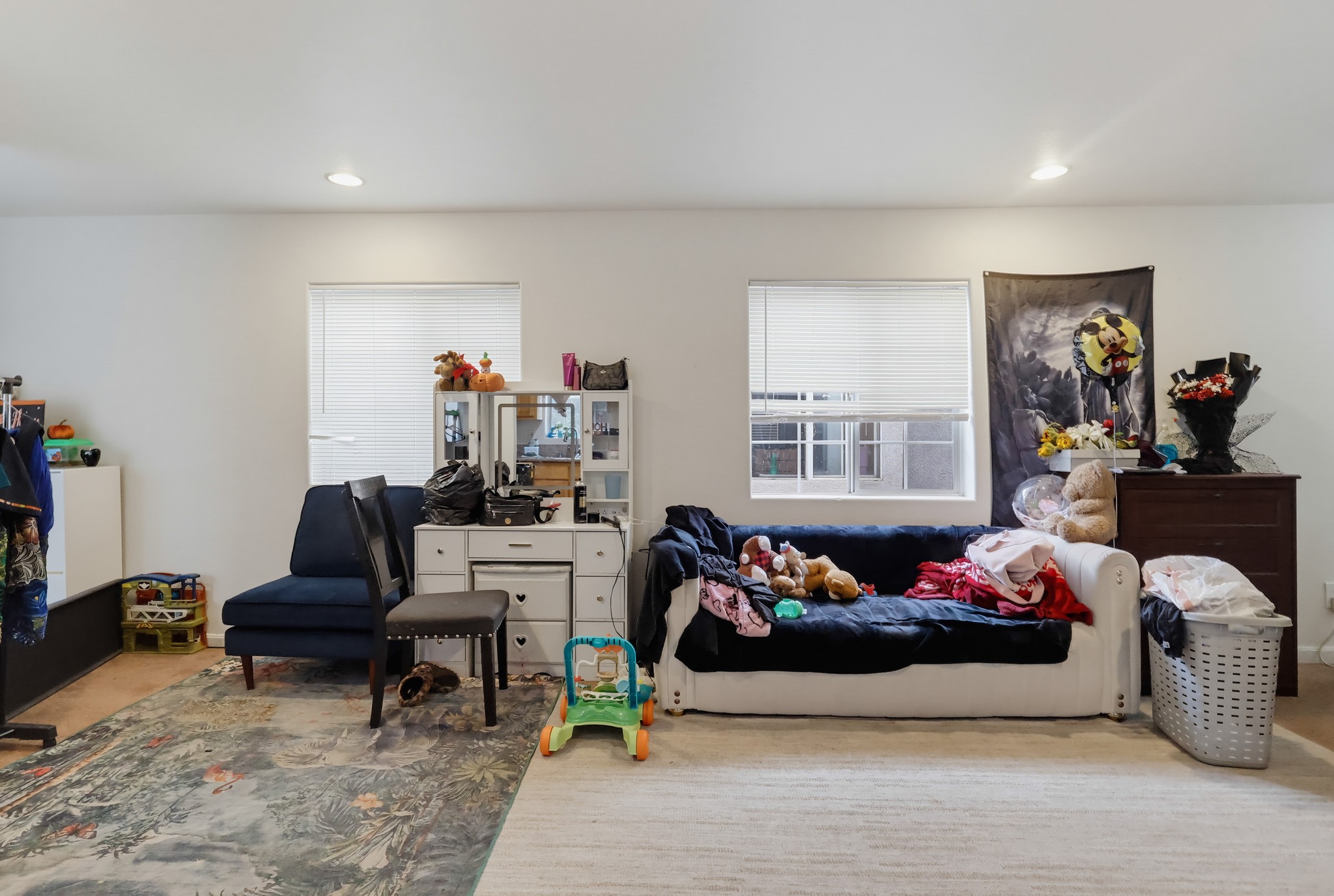 Virtual tour photo 25 of 49 for 3231 E Cesar E Chavez Ave