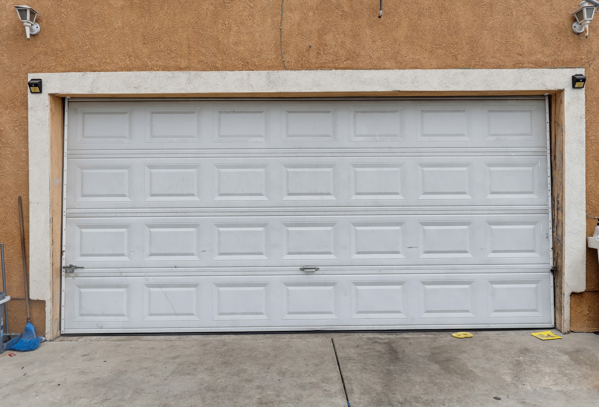 Virtual tour photo 45 of 49 for 3231 E Cesar E Chavez Ave