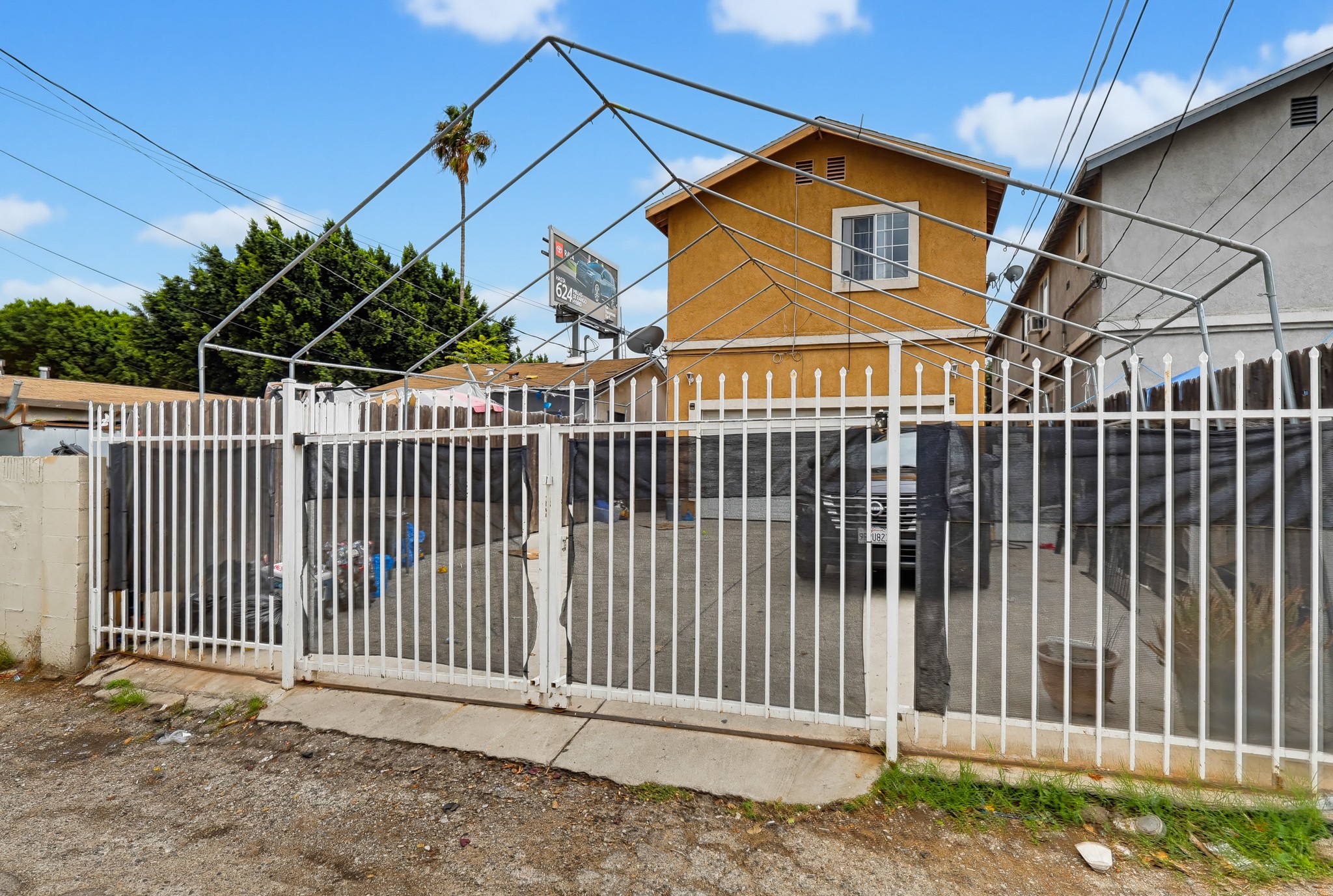 Virtual tour photo 48 of 49 for 3231 E Cesar E Chavez Ave