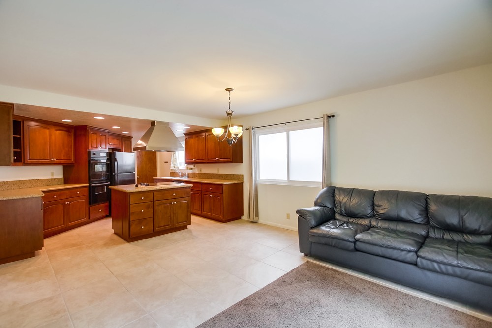 Virtual tour photo 22 of 53 for 3235 Horton Ave