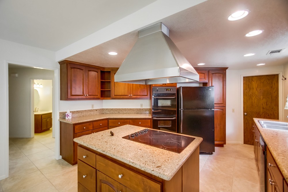Virtual tour photo 25 of 53 for 3235 Horton Ave