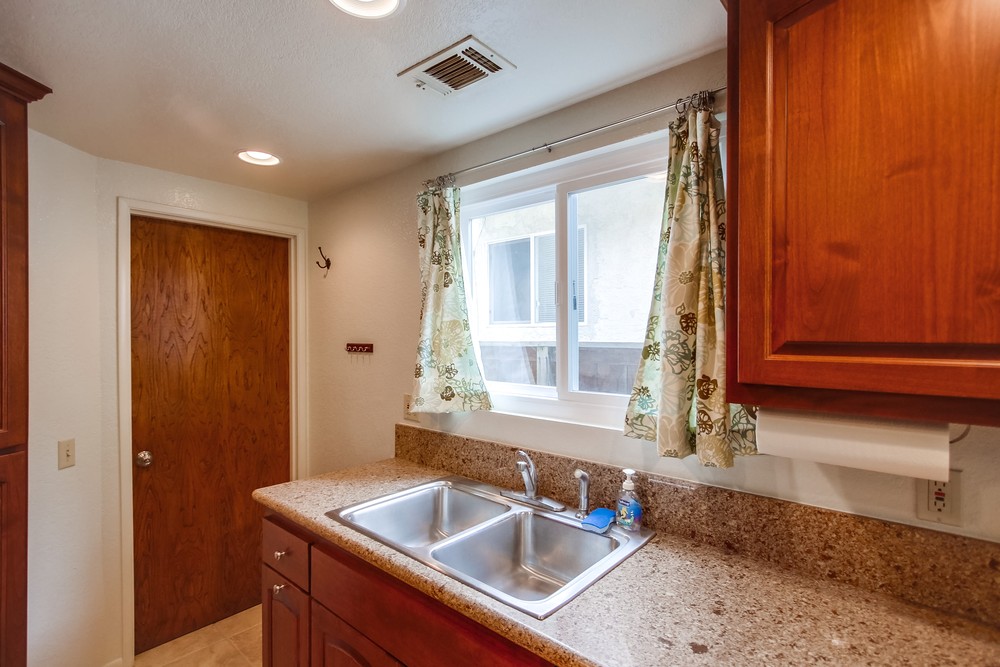 Virtual tour photo 26 of 53 for 3235 Horton Ave