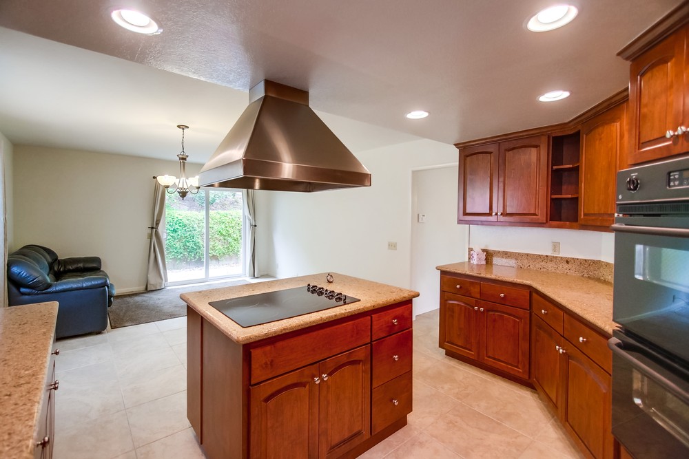 Virtual tour photo 28 of 53 for 3235 Horton Ave