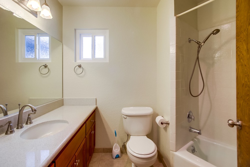 Virtual tour photo 42 of 53 for 3235 Horton Ave