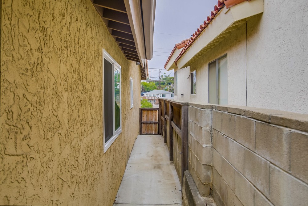 Virtual tour photo 47 of 53 for 3235 Horton Ave