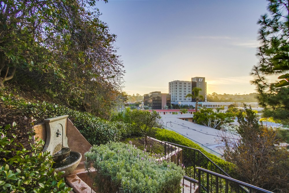 Virtual tour photo 56 of 77 for 3235 Madrid St