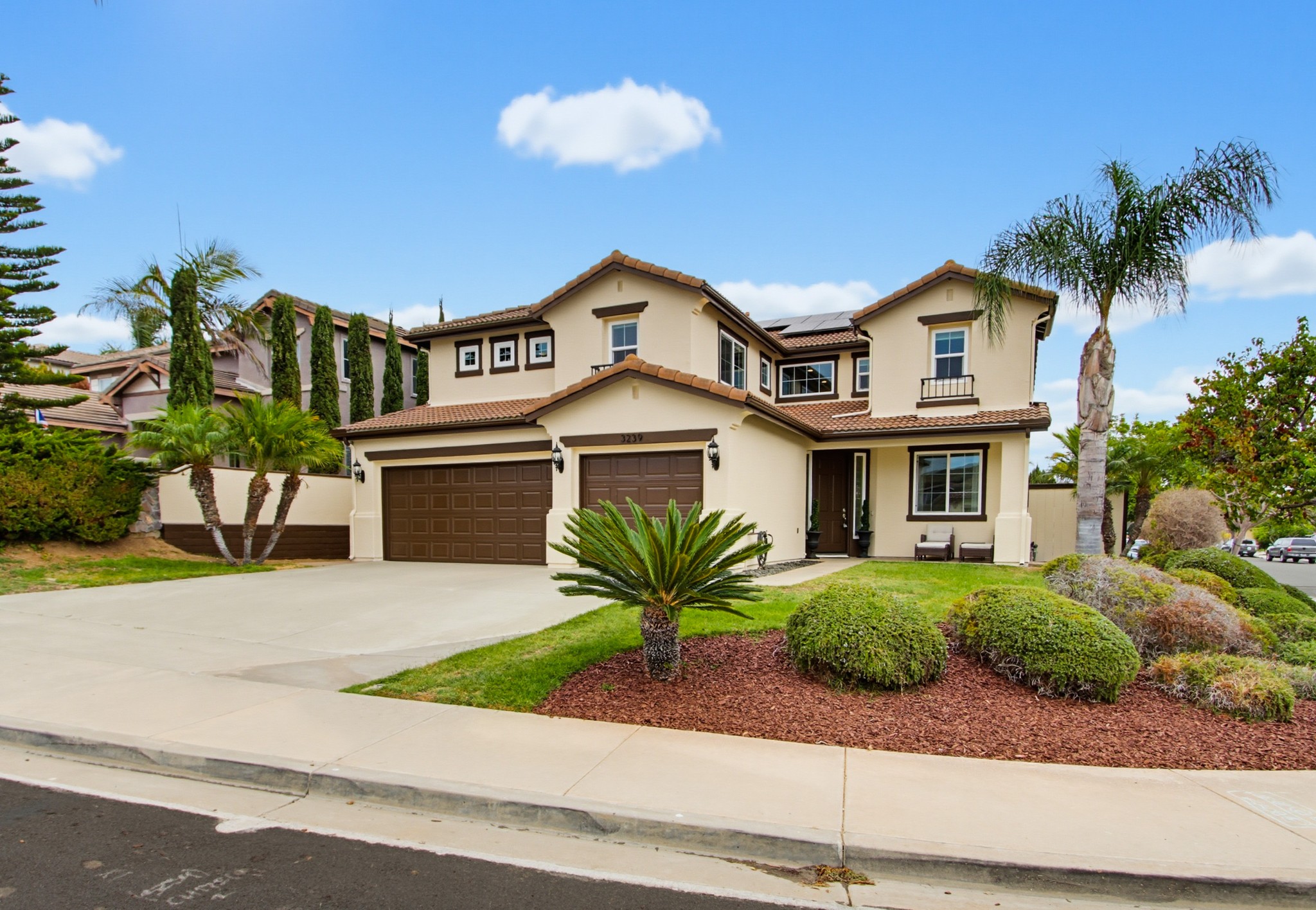 Virtual tour photo 1 of 81 for 3239 Canyon View Dr