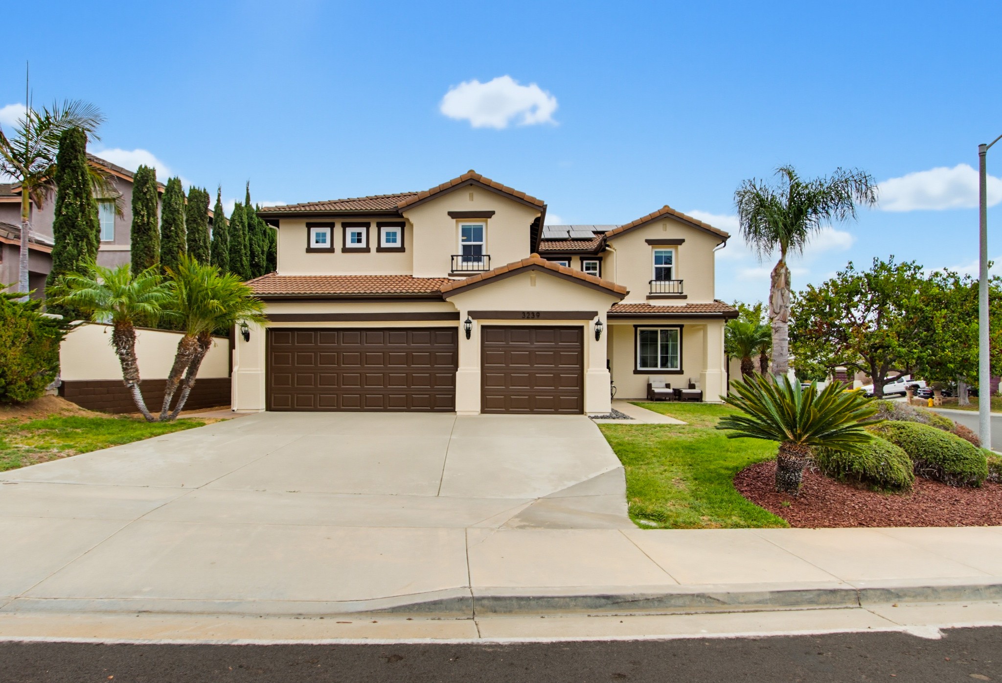 Virtual tour photo 3 of 81 for 3239 Canyon View Dr