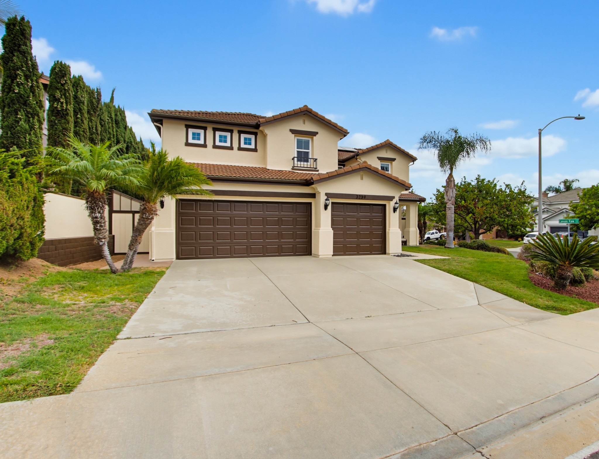 Virtual tour photo 4 of 81 for 3239 Canyon View Dr