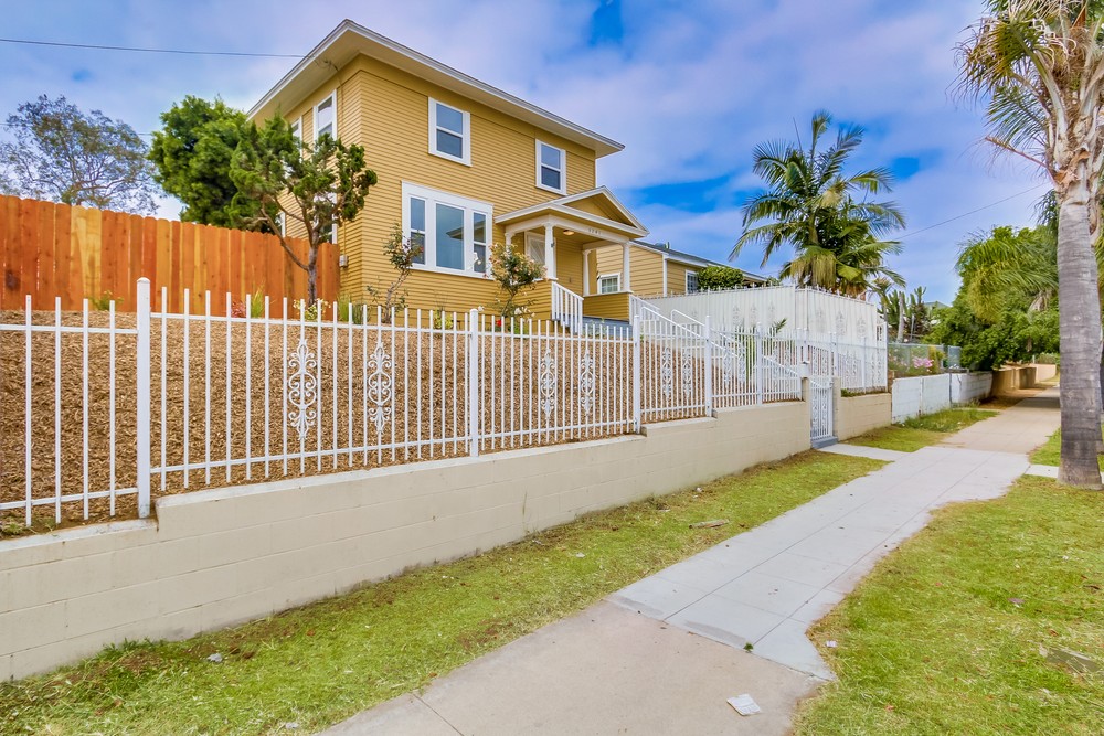 Virtual tour photo 3 of 59 for 3241 Clay Ave