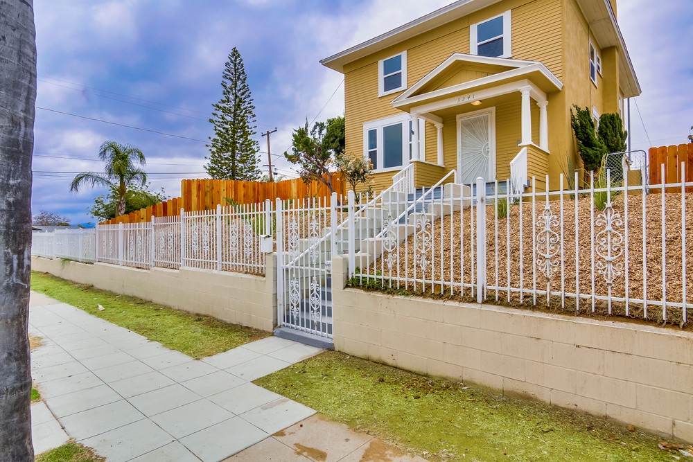 Virtual tour photo 4 of 59 for 3241 Clay Ave