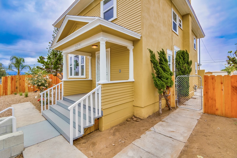 Virtual tour photo 5 of 59 for 3241 Clay Ave