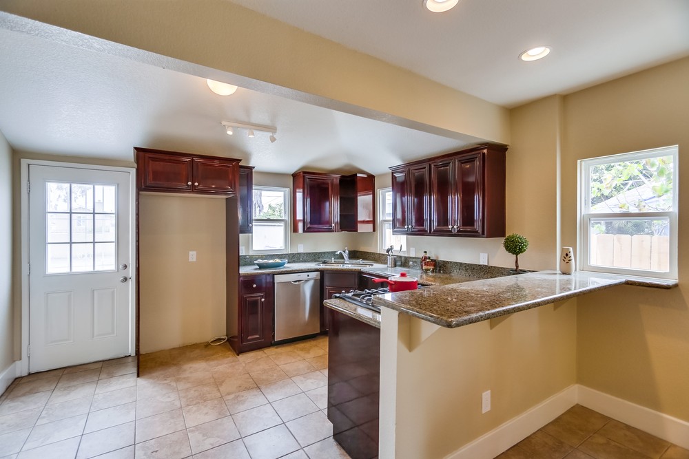 Virtual tour photo 20 of 59 for 3241 Clay Ave
