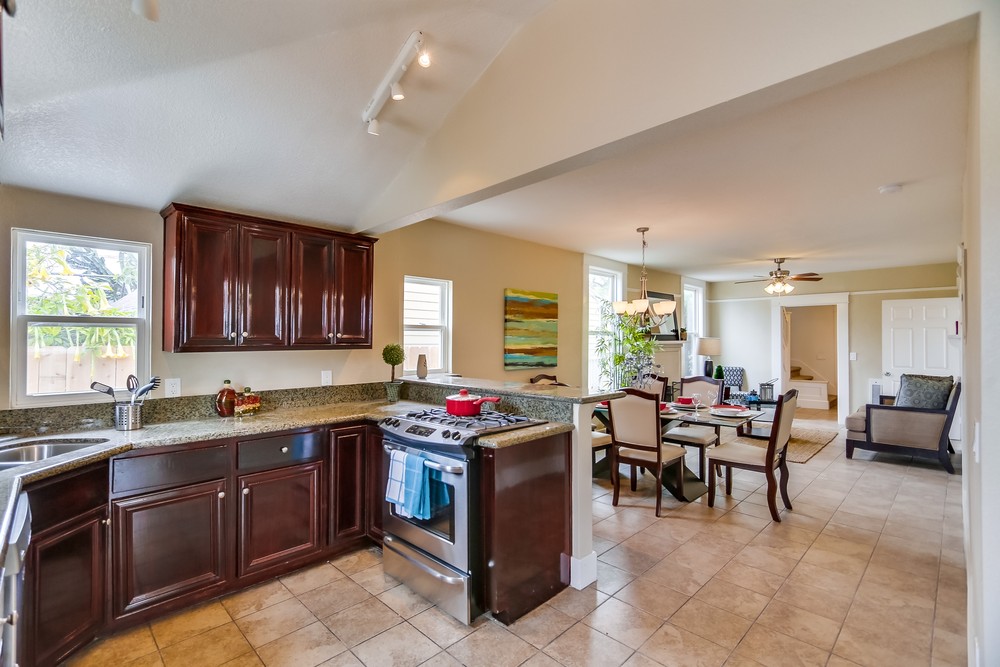 Virtual tour photo 22 of 59 for 3241 Clay Ave