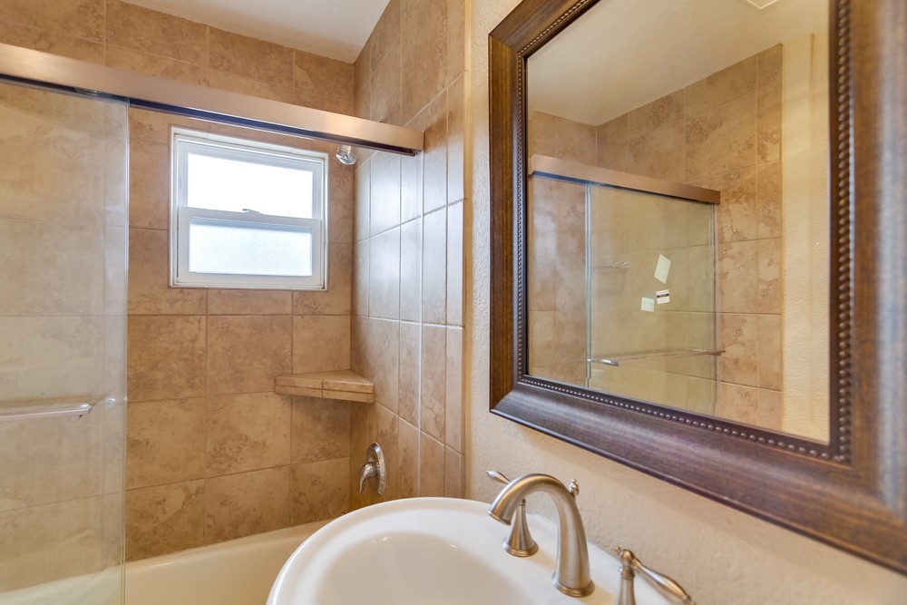 Virtual tour photo 28 of 59 for 3241 Clay Ave