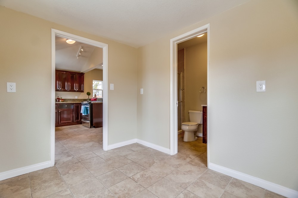 Virtual tour photo 45 of 59 for 3241 Clay Ave