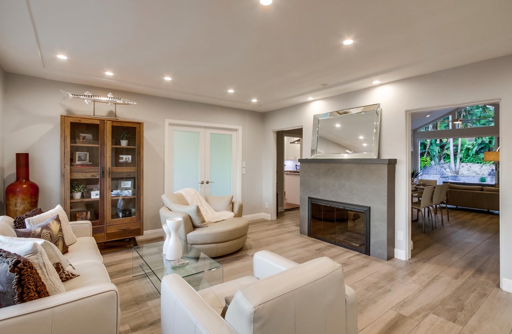 Virtual tour photo 14 of 52 for 3243 Columbia St