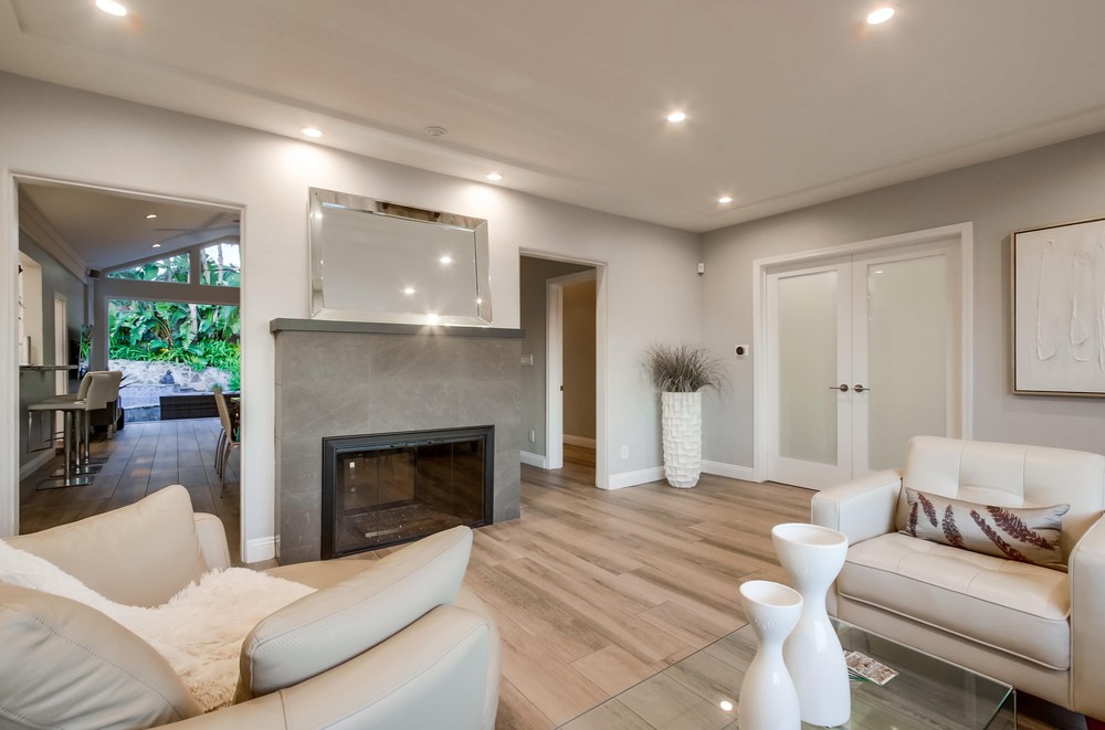 Virtual tour photo 15 of 52 for 3243 Columbia St