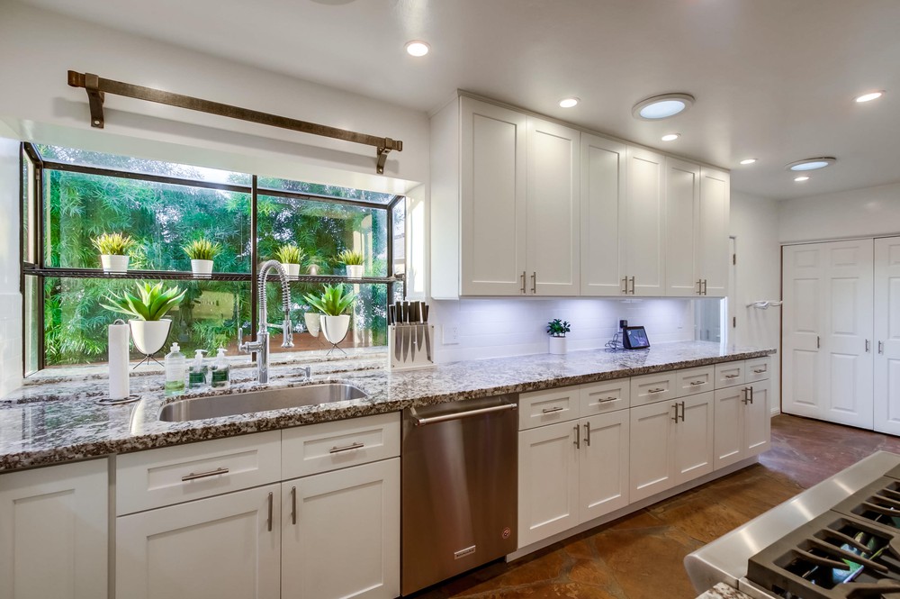 Virtual tour photo 24 of 52 for 3243 Columbia St
