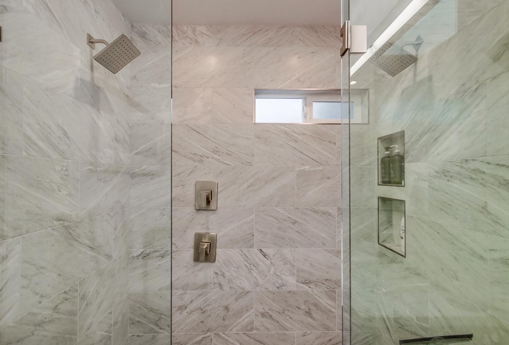 Virtual tour photo 39 of 52 for 3243 Columbia St