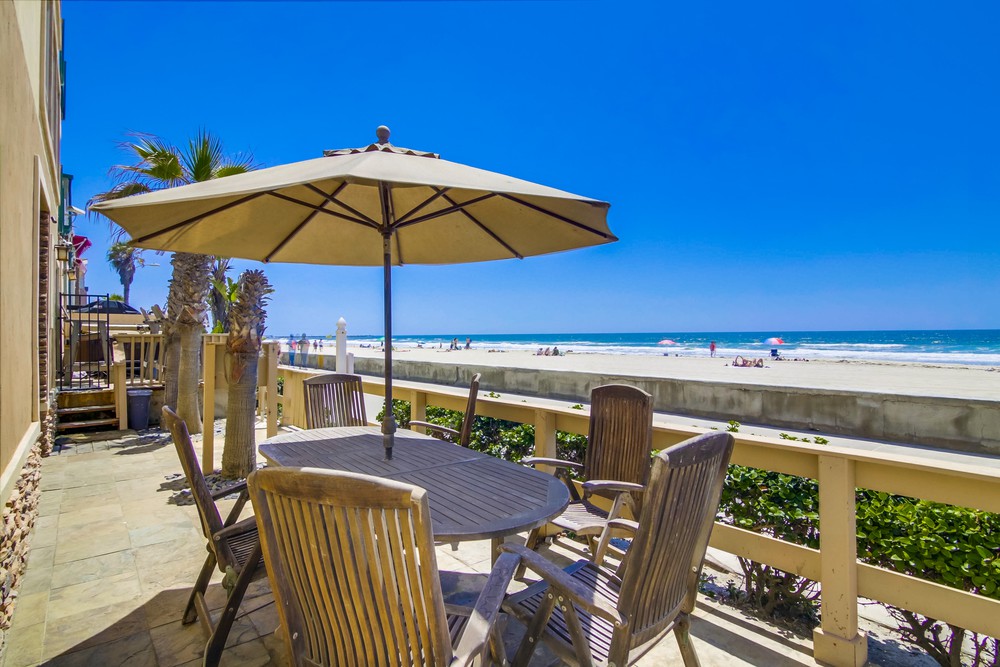 Virtual tour photo 7 of 65 for 3243 Ocean Front Walk #1