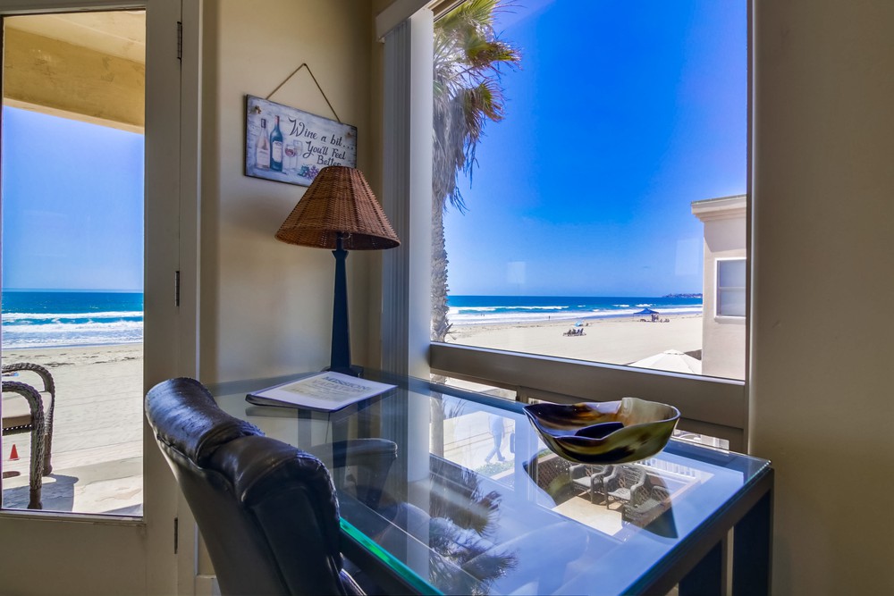 Virtual tour photo 15 of 65 for 3243 Ocean Front Walk #1