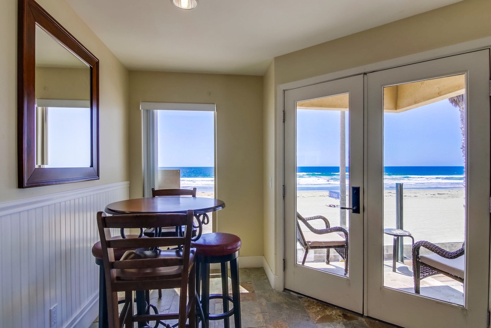 Virtual tour photo 16 of 65 for 3243 Ocean Front Walk #1