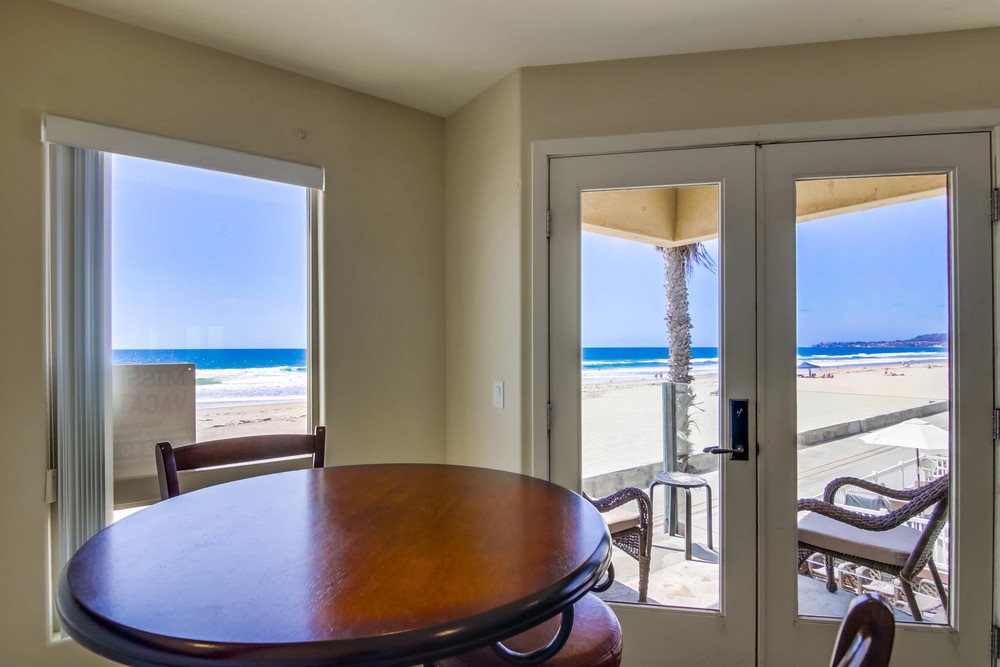 Virtual tour photo 17 of 65 for 3243 Ocean Front Walk #1