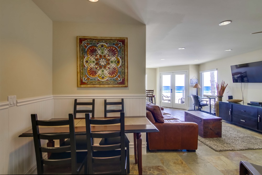 Virtual tour photo 19 of 65 for 3243 Ocean Front Walk #1
