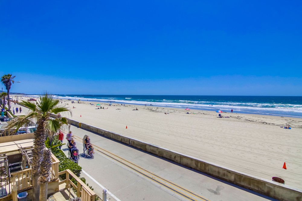 Virtual tour photo 30 of 65 for 3243 Ocean Front Walk #1