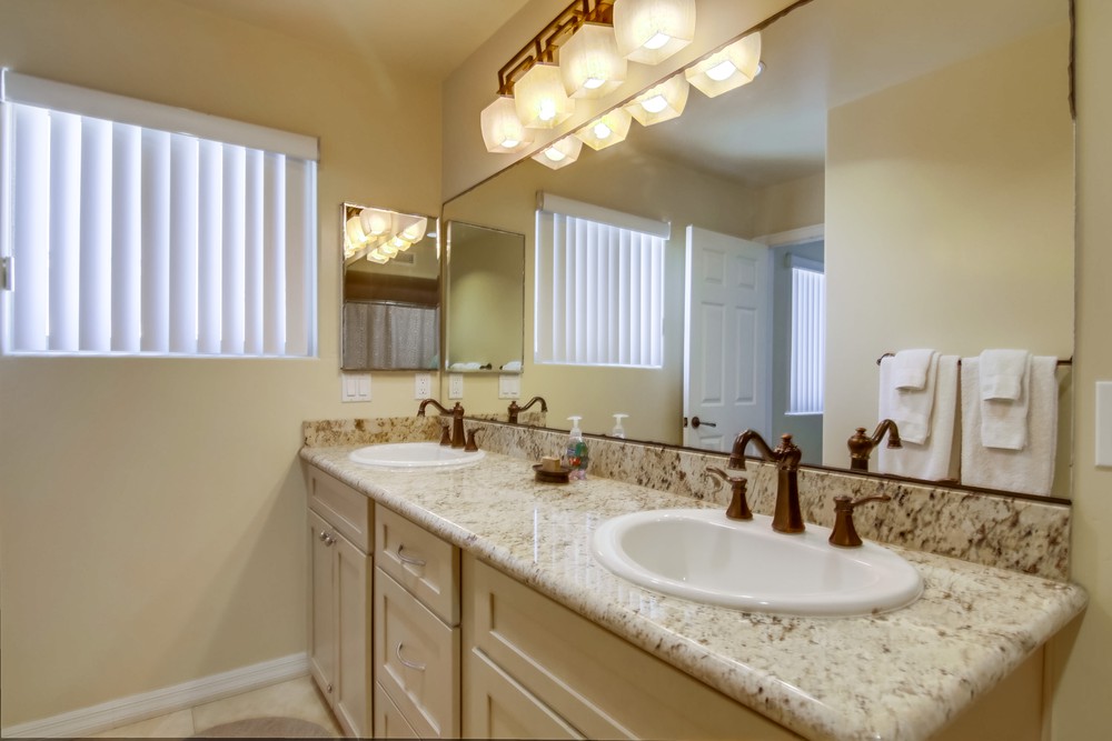 Virtual tour photo 35 of 65 for 3243 Ocean Front Walk #1