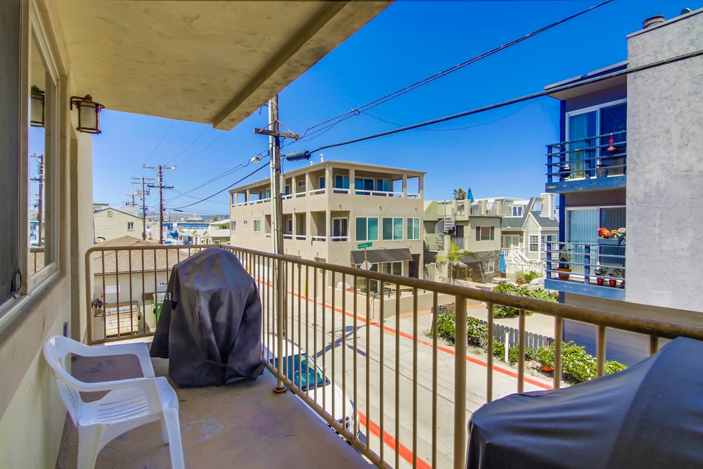 Virtual tour photo 39 of 65 for 3243 Ocean Front Walk #1