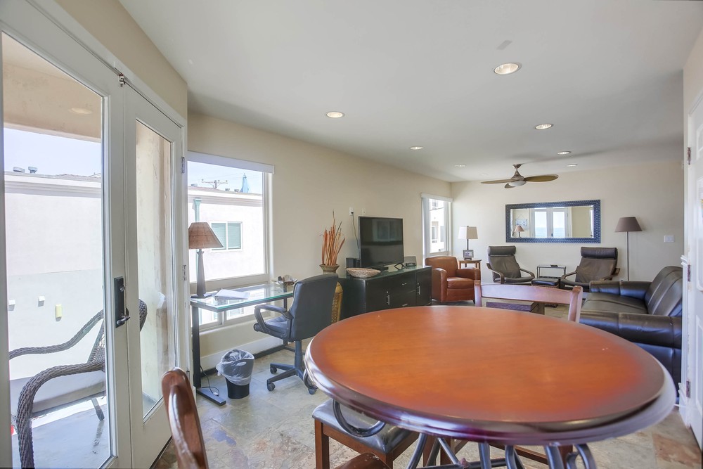 Virtual tour photo 50 of 65 for 3243 Ocean Front Walk #1