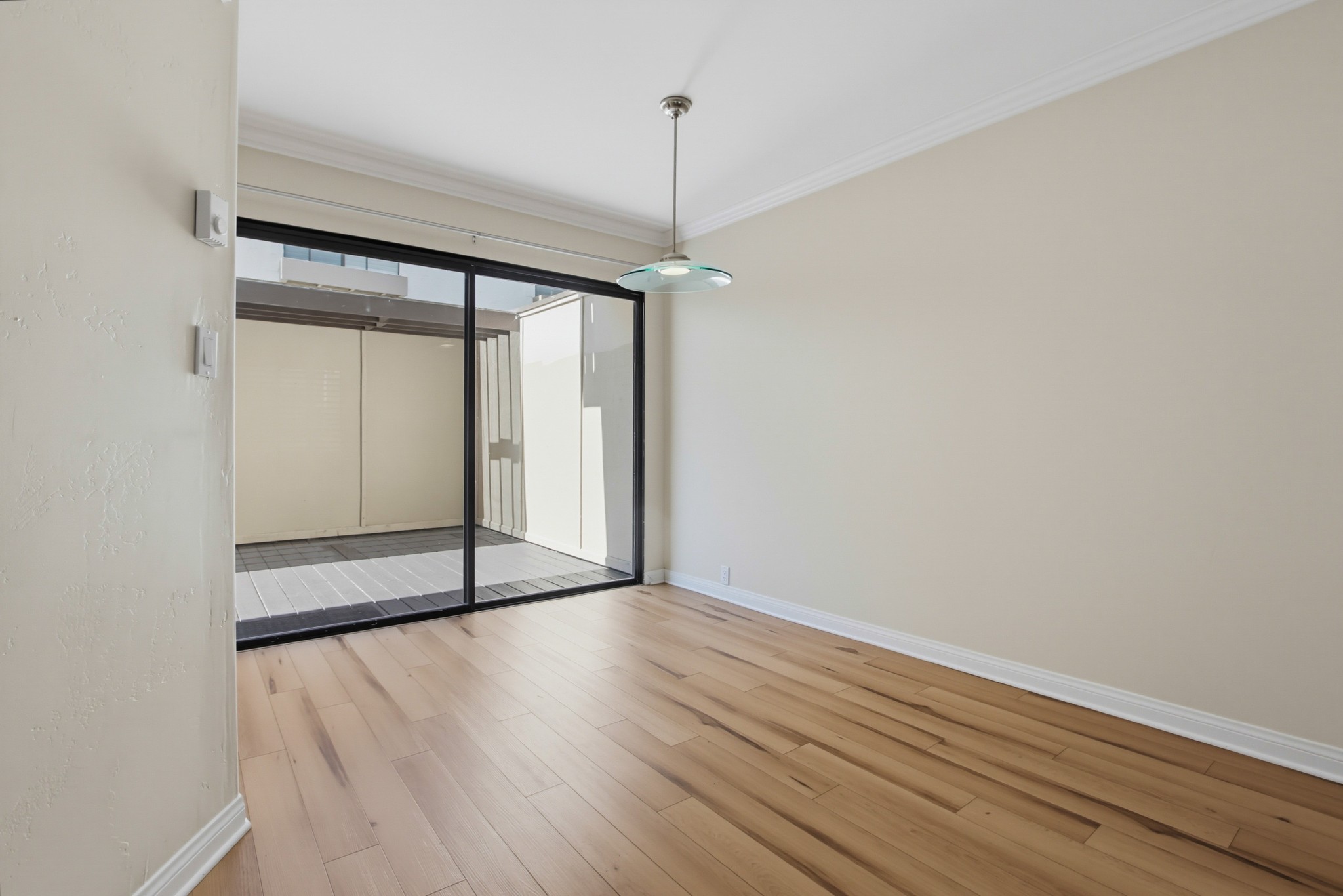 Virtual tour photo 7 of 51 for 3243 Via Alicante #55