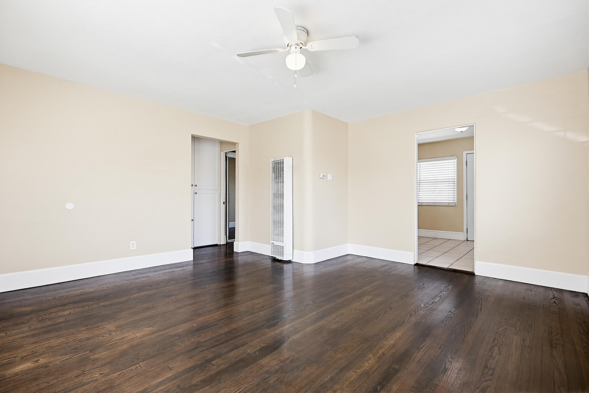 Virtual tour photo 9 of 41 for 3245 Bramson Pl