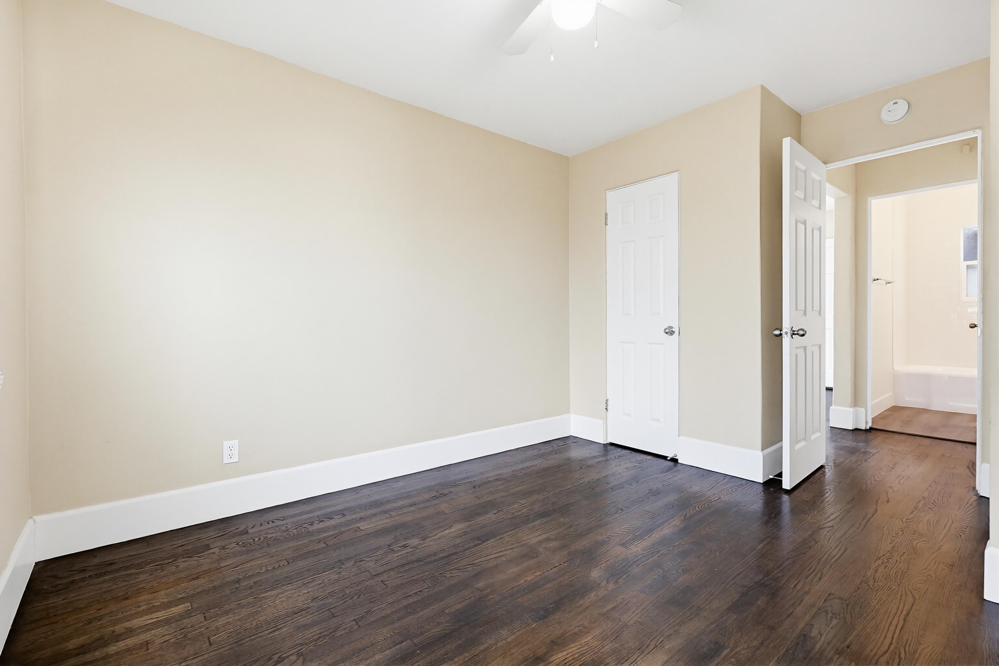 Virtual tour photo 24 of 41 for 3245 Bramson Pl