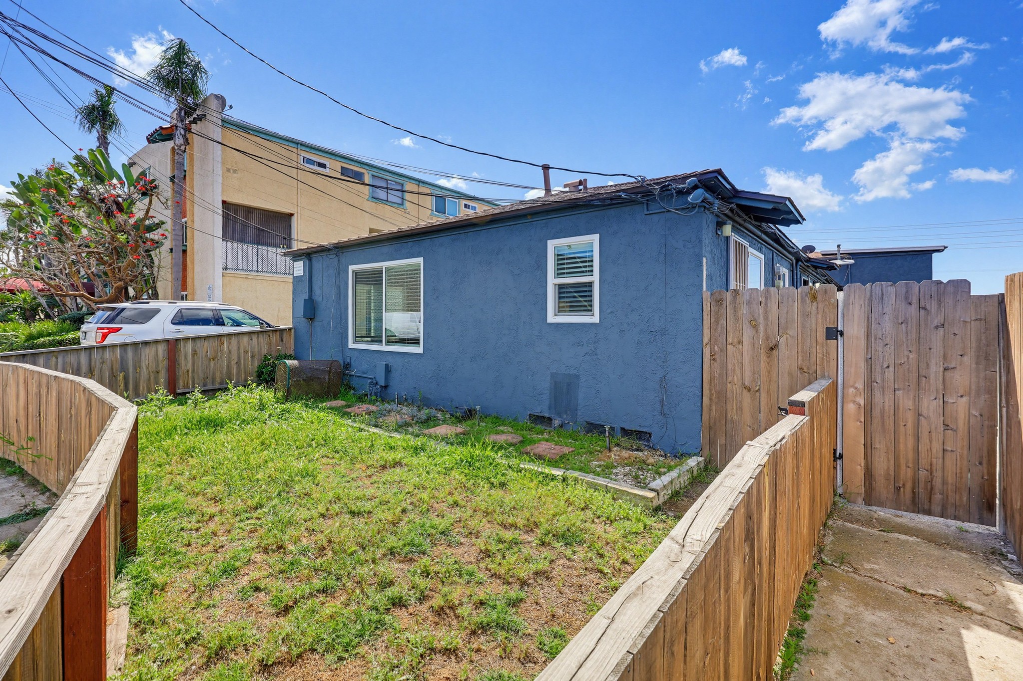 Virtual tour photo 37 of 41 for 3245 Bramson Pl