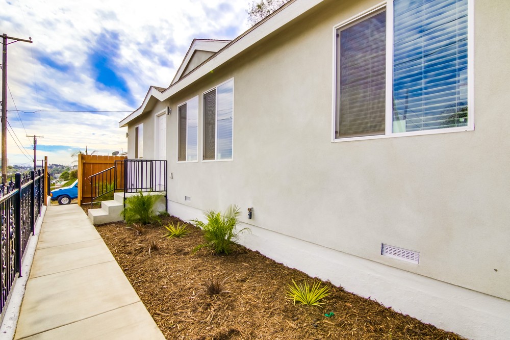Virtual tour photo 8 of 73 for 3245 Clay Ave